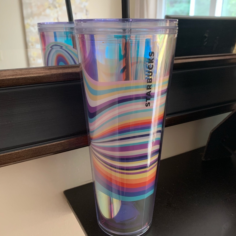 New Starbucks Exclusive 2021 Rainbow Swirl Tumbler